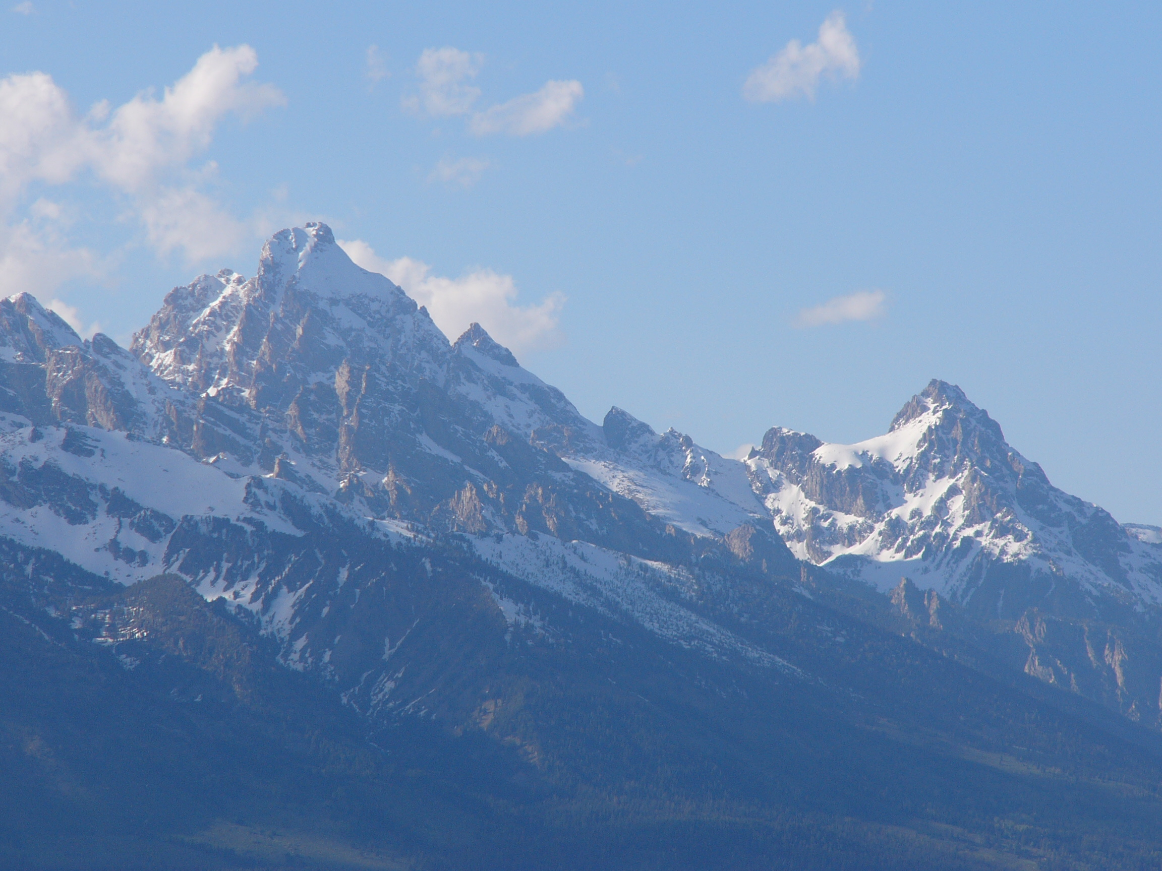 GRAND TETON AND MT. MORAN