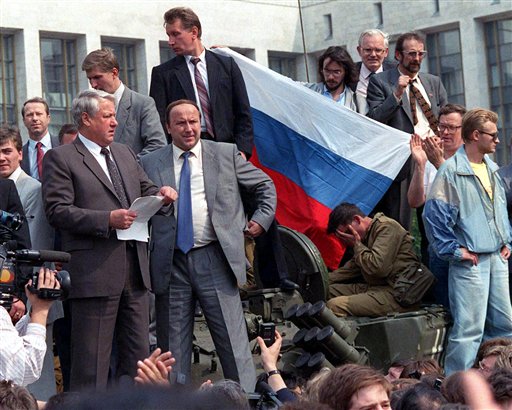 YELTSIN  1991 RUSSIAN REVOLUTION