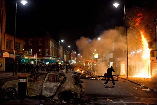 BRITISH RIOTS - ecocalizer.com