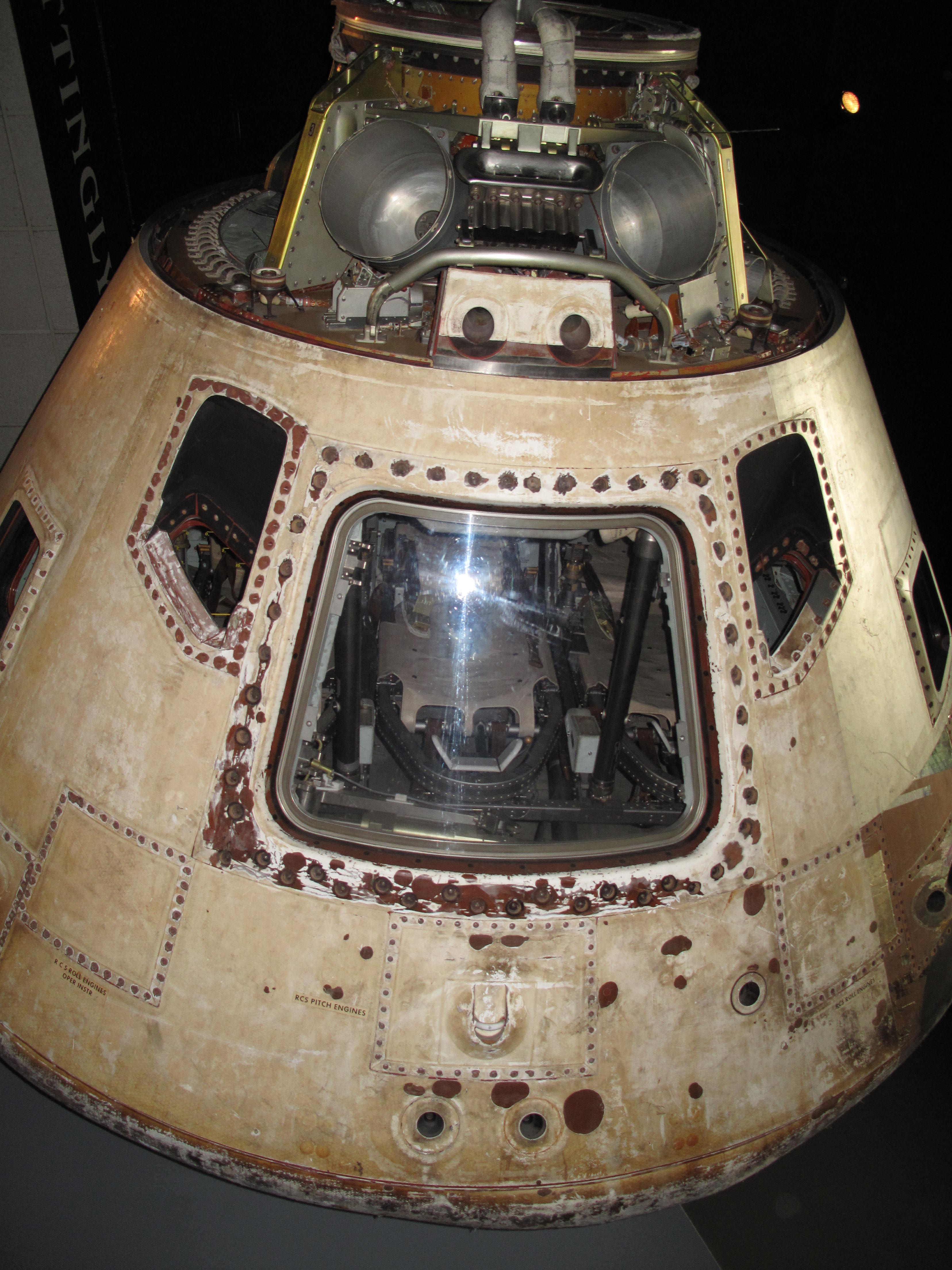 Apollo Capsule - Smithsonian