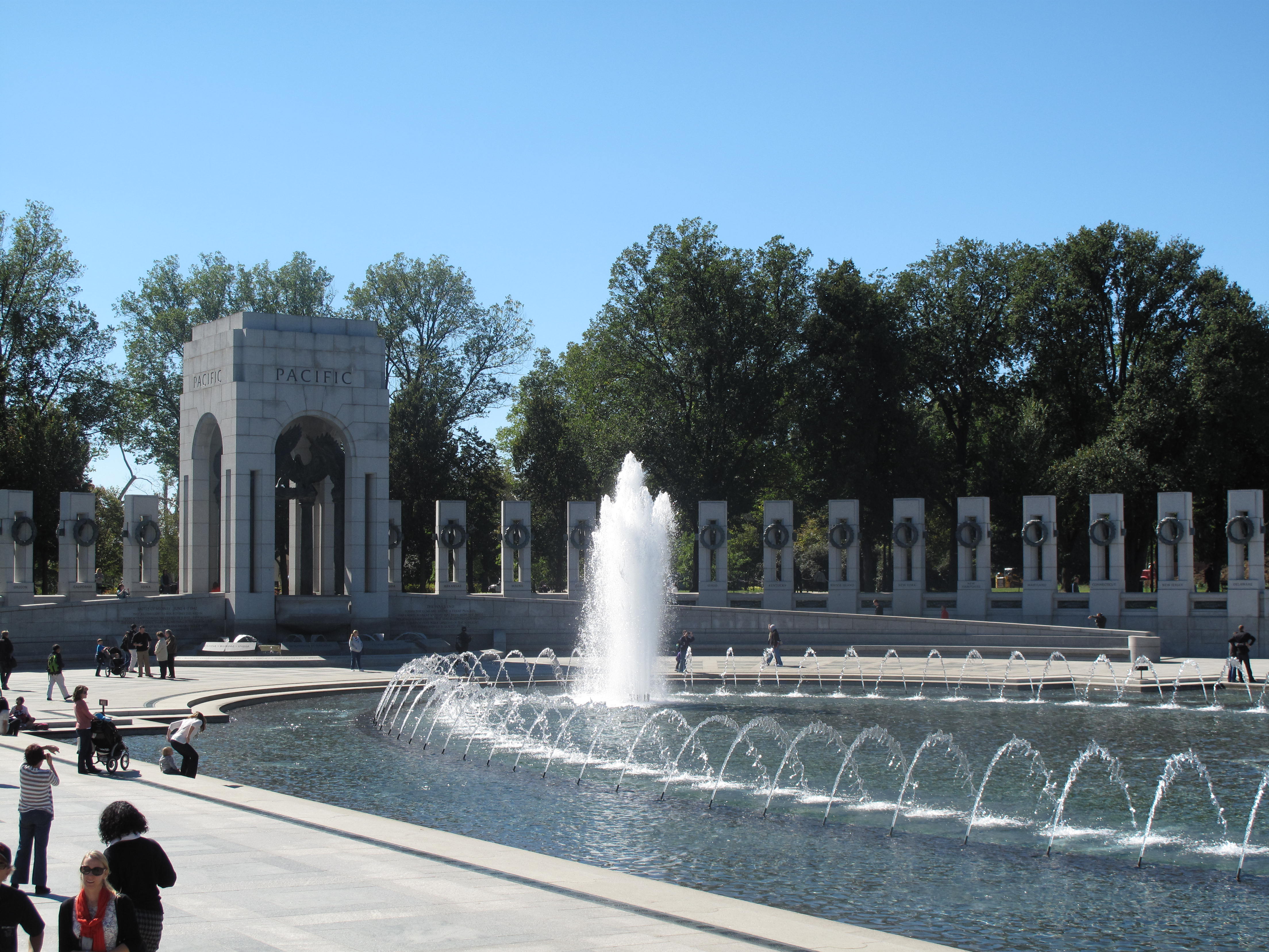 WORLD WAR II MEMORIAL