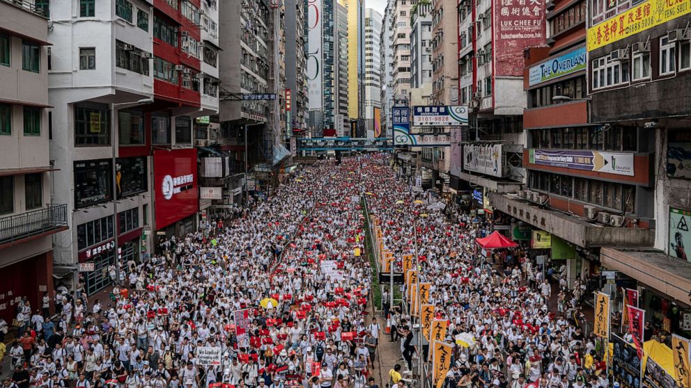 hong-kong-protest-gty-ml-190611_hpMain_16x9_992